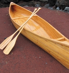 木製カヌー